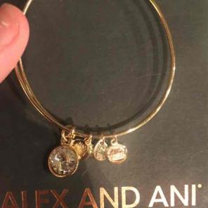Bracelet