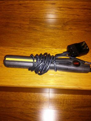 Original Global Beauty Chi flat iron