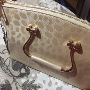 Handbag