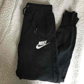 Nike Sweatpants