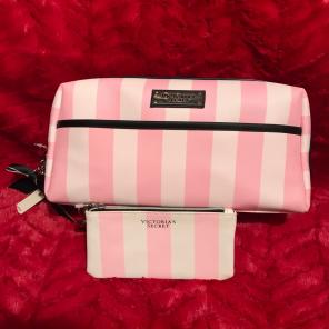Victoria's Secret Make Up Bag!