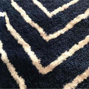 Plush chevron bath rug 24 x 38