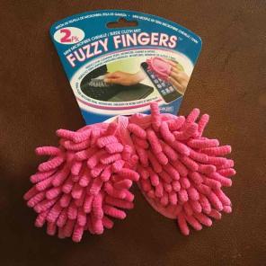 FUZZY FINGERS 2pk