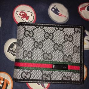 Gucci Wallet (used)