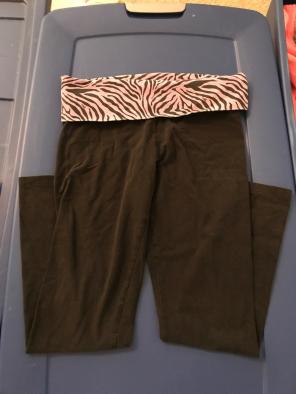 VS PINK YOGA PANTS