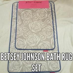 Betsey Johnson memory foam bath rugs set