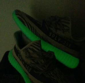 Yeezy v2 Glow on the Dark