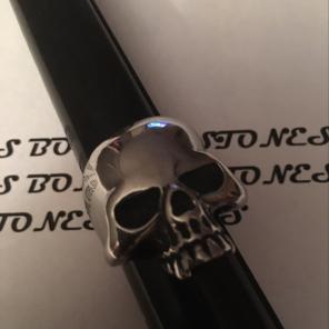 STAINLESS STEEL SKULL HEAD RING 10.5 NWT