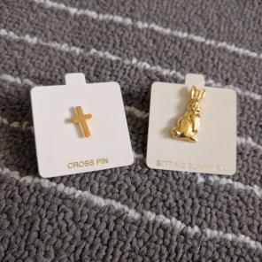 Enamel pins