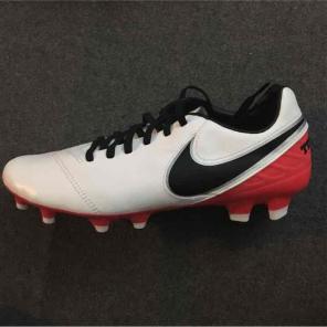 Nike tiempo cleats