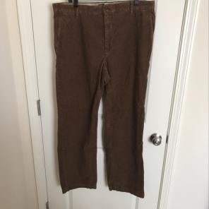 38/32 Izod Brown Corduroys