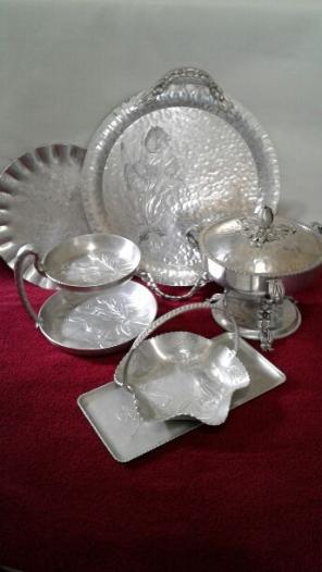 7 pc. Hammered Aluminium tableware set