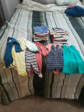 Bondo 31 pieces newborn clothing