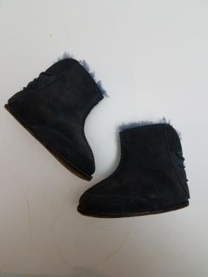 Uggs toddler size large walker boots