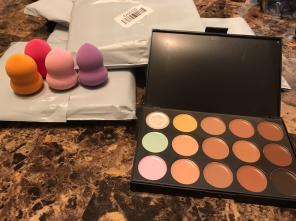 2 Professional Makeup Kits & 2 Sponges