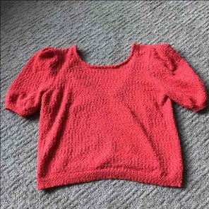Tildon sweater size Medium.