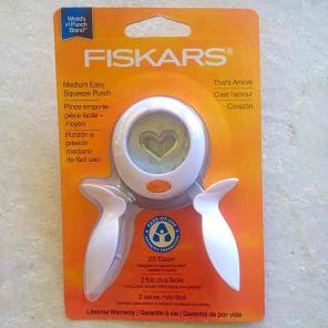 Fiskars Medium Punch "Heart"