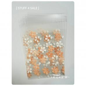 (25) PEACH/ WHITE Flowers Cello Bags