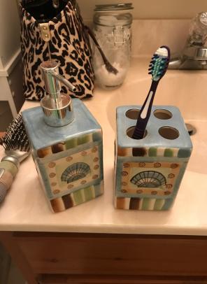 Sea Shell Ceramic Bath Accessories