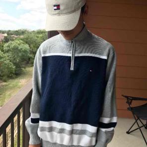 Tommy Hilfiger Men's Sweater