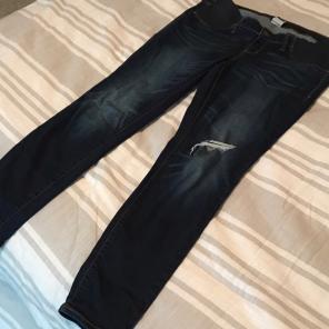 Old Navy Maternity Skinny Jeans (10)