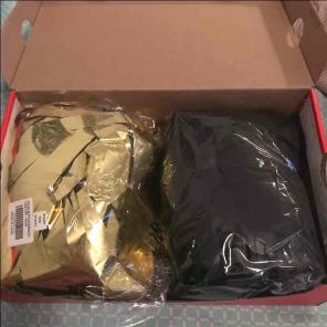 Black and Gold Pom Poms