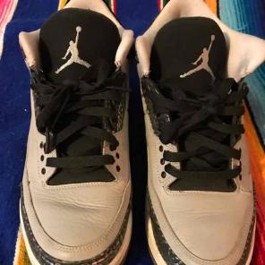 Wolf grey Jordan 3s