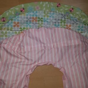 BOPPY PILLOW COVER 3 GENTLY USED