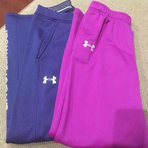 2 pair girls under armour sweatpants