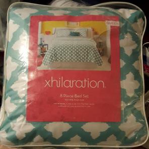 XHILARATION QUEEN WHITE STAR 8PC BED SET