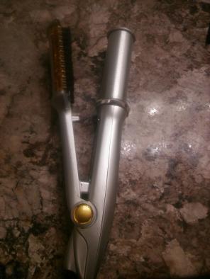 Hair straightener