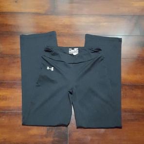 Youth Under Armour athletic pants, small