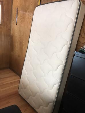 Individua Mattress and Frame