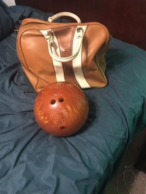 9.8lb Bowling Ball With Carrying Bag