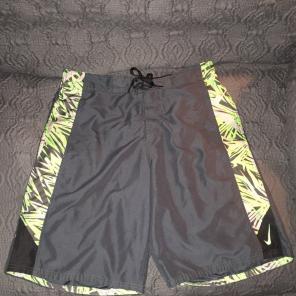 Men's Nike Board Shorts Like NEW!