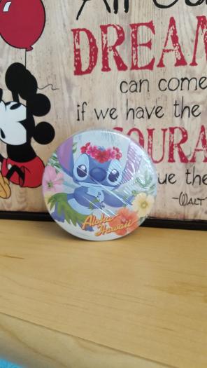 Stitch tin of memos