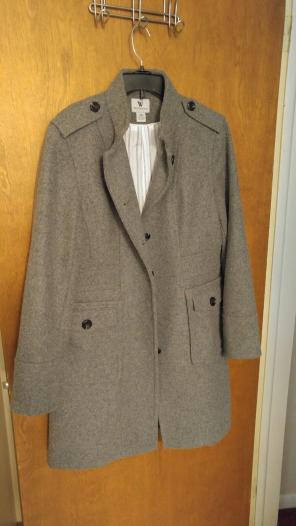 Worthington Wool Coat size large EUC
