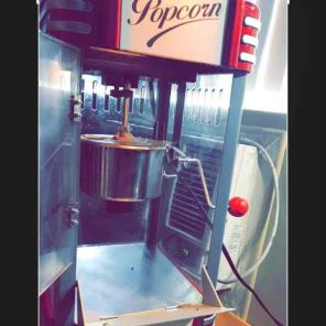 Popcorn machine