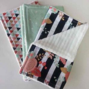 Set of 3 burp cloths