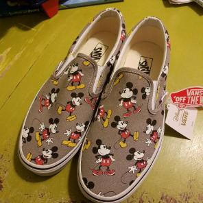 NWT Disney Mickey Vans Shoes 9