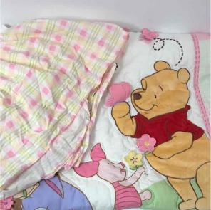 Disney-pooh blanket and crib mattress