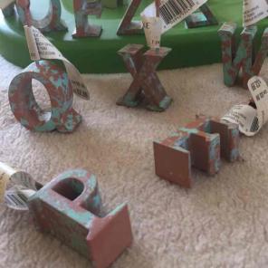 12 photo letters clips