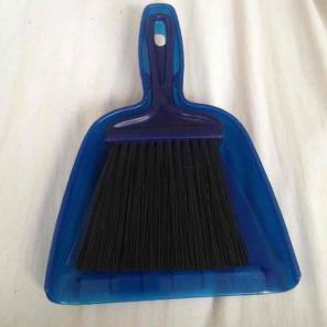 Mini dustpan and broom