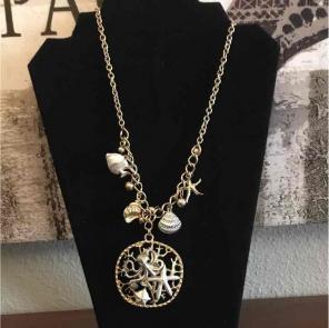 Octopus creatures of sea necklace