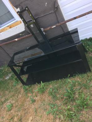 Black Glass Tv Stand