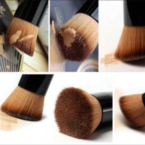 Multiuse Khabhubhi foundation brush