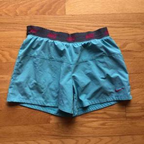 Nike Girl's Shorts, Large, Blue