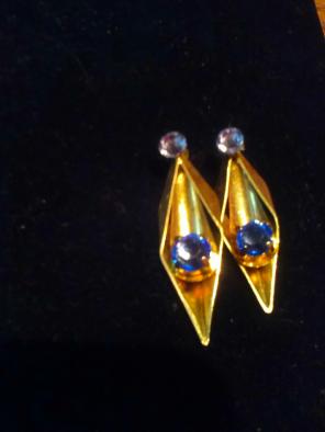 Women's Vintage Pierced Earrings