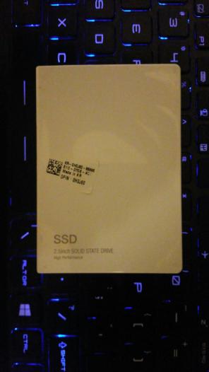 256GB / SSD / 2.5"