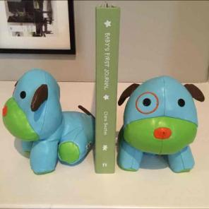 Skip Hop Book ends Dog